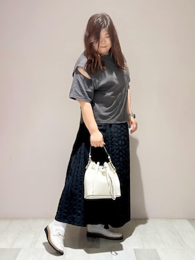 「ESPERANZA（エスペランサ）のスクエアトゥエナメルビットローファー（その他シューズ、ベージュ系）」を使った、yumiさん（レディース・162cm）の夏コーディネート
