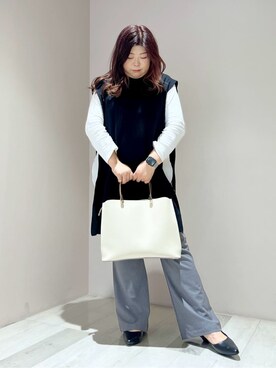 「ESPERANZA（エスペランサ）の【晴雨兼用/カラー追加】クッションフラットパンプス（パンプス、ブラック系）」を使った、yumiさん（レディース・162cm）の冬コーディネート