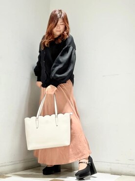 「ESPERANZA（エスペランサ）のスクエアトゥダブルストラップ厚底パンプス 結婚式二次会 パーティー 24SS（パンプス、ブラック系）」を使った、yumiさん（レディース・162cm）の冬コーディネート