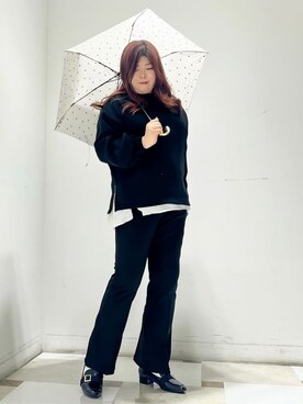 「ESPERANZA（エスペランサ）のバックルローファー 24SS　レイン対応（その他シューズ、ブラック系）」を使った、yumiさん（レディース・162cm）の春コーディネート