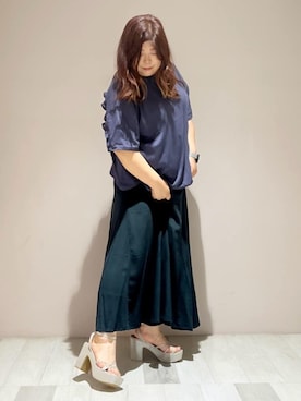 「ESPERANZA（エスペランサ）の厚底アンクルベルトサンダル（サンダル、ゴールド系）」を使った、yumiさん（レディース・162cm）の夏コーディネート