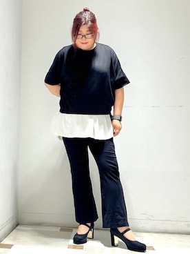 「ESPERANZA（エスペランサ）の甲ストラップパンプス（パンプス、ブラック系）」を使った、yumiさん（レディース・162cm）の秋コーディネート