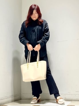 「ESPERANZA（エスペランサ）のブロックヒールローファー 24SS（パンプス、ベージュ系）」を使った、yumiさん（レディース・162cm）の冬コーディネート