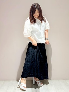 「ESPERANZA（エスペランサ）のネックベルトチャンキーヒールサンダル（サンダル、ホワイト系）」を使った、yumiさん（レディース・162cm）の夏コーディネート