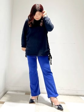 「ESPERANZA（エスペランサ）のスパンコールセパレートパンプス（パンプス、ブルー系）」を使った、yumiさん（レディース・162cm）の冬コーディネート