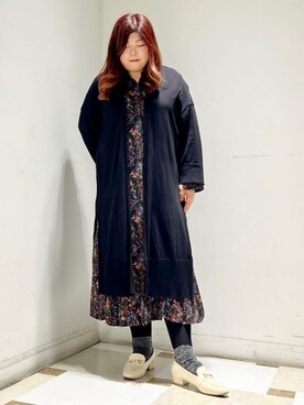 「ESPERANZA（エスペランサ）のスクエアトゥローファー レイン対応（パンプス、ホワイト系）」を使った、yumiさん（レディース・162cm）の冬コーディネート