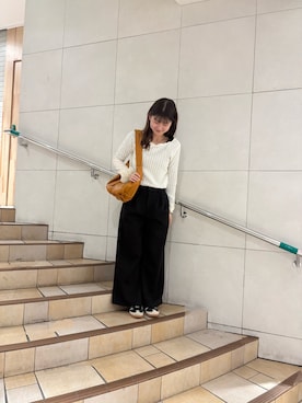 「SENSE OF PLACE by URBAN RESEARCH（センスオブプレイスバイアーバンリサーチ）のポンチスラックスパンツ（その他パンツ、ブラック系）」を使った、kiwaさん（レディース・161cm）の春コーディネート