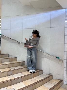 「SENSE OF PLACE by URBAN RESEARCH(センスオブプレイスバイアーバンリサーチ)の『洗濯可』抗ピル ストレッチリブドレープセーター(ニット/セーター、グレー系)」を使った、kiwaさん(レディース・161cm)の秋コーディネート