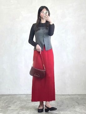 「GU（ジーユー）のアイテム（トップス、グレー系）」を使った、しちみ🌶さん（レディース・168cm）の春コーディネート