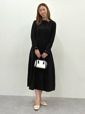 「nissen（ニッセン）の高身長　きれいめウエストタックカットソーワンピース（トールサイズ）（ワンピース、ブラック系）」を使った、やすえ(身長170cm)さん（レディース・170cm）の秋コーディネート