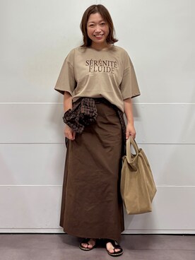 「UNTITLED（アンタイトル）のベロアプリントロゴT（Tシャツ/カットソー、ベージュ系）」を使った、tokoさん（レディース）の夏コーディネート