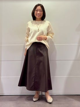「UNTITLED（アンタイトル）の【きれいめカジュアル】スウェットライクニットプルオーバー（ニット/セーター、ホワイト系）」を使った、tokoさん（レディース）の秋コーディネート