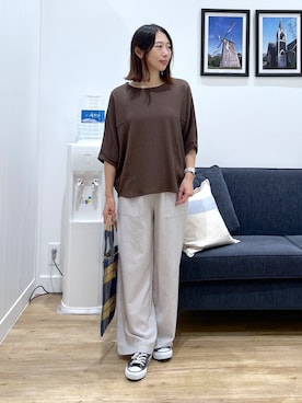 「Dessin（デッサン）のシュリンクジャージ カットソー（Tシャツ/カットソー、ブラウン系）」を使った、吉村佳菜子さんの夏コーディネート
