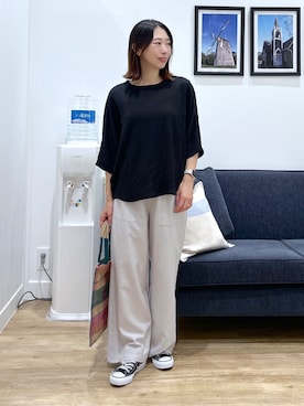 「Dessin（デッサン）のシュリンクジャージ カットソー（Tシャツ/カットソー、ブラック系）」を使った、吉村佳菜子さんの夏コーディネート