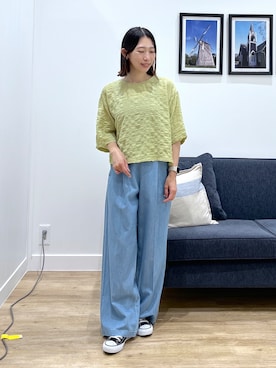 「Dessin（デッサン）の【マシンウォッシャブル】エアリーシアー 5分袖プルオーバーシャツ（シャツ/ブラウス、イエロー系）」を使った、吉村佳菜子さんの夏コーディネート