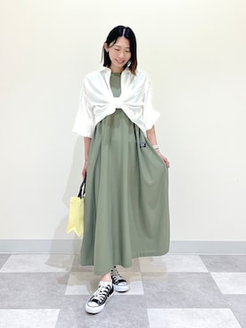 「Dessin（デッサン）の【UVカット/吸水速乾】メッシュワンピース（ワンピース、グリーン系）」を使った、吉村佳菜子さんの夏コーディネート