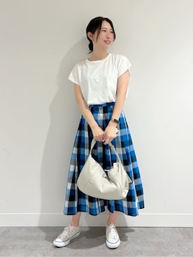 「anello（アネロ）のアイテム」を使った、吉村佳菜子さん（レディース・159cm）の夏コーディネート