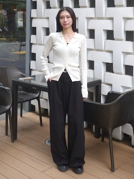 「アイテム（スラックス）」を使った、meiさん（レディース・161cm）の春コーディネート