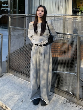 「SINSS（シンス）のTwo tuck sweatpants / 2タックスウェットパンツ（スウェットパンツ、グレー系）」を使った、meiさん（レディース・161cm）の春コーディネート