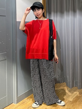 「Right-on（ライトオン）のアソート柄イージーパンツ（その他パンツ、ホワイト系）」を使った、阿部みかさんの春コーディネート
