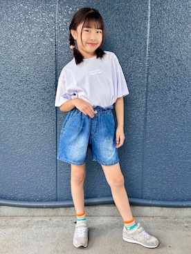 「Right-on（ライトオン）のVIVIAN BLUE(ヴィヴィアンブルー)接触冷感プリントＴシャツ（Tシャツ/カットソー、パープル系）」を使った、阿部みかさんの夏コーディネート