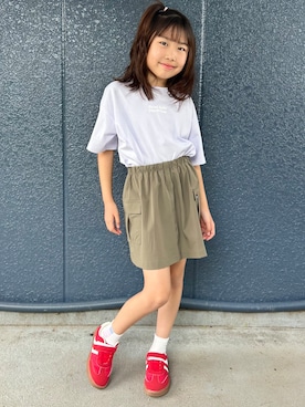 「Right-on（ライトオン）のVIVIAN BLUE(ヴィヴィアンブルー)接触冷感プリントＴシャツ（Tシャツ/カットソー、パープル系）」を使った、阿部みかさんの夏コーディネート