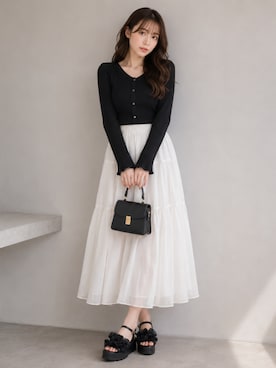 「VIVIAN（ヴィヴィアン）の【AS KNOW AS plus × VIVIANコラボ】シャイニーフリル厚底サンダル 【ZOZOTOWN限定商品】（サンダル、ブラック系）」を使った、ルメリアさん（レディース・162cm）の夏コーディネート