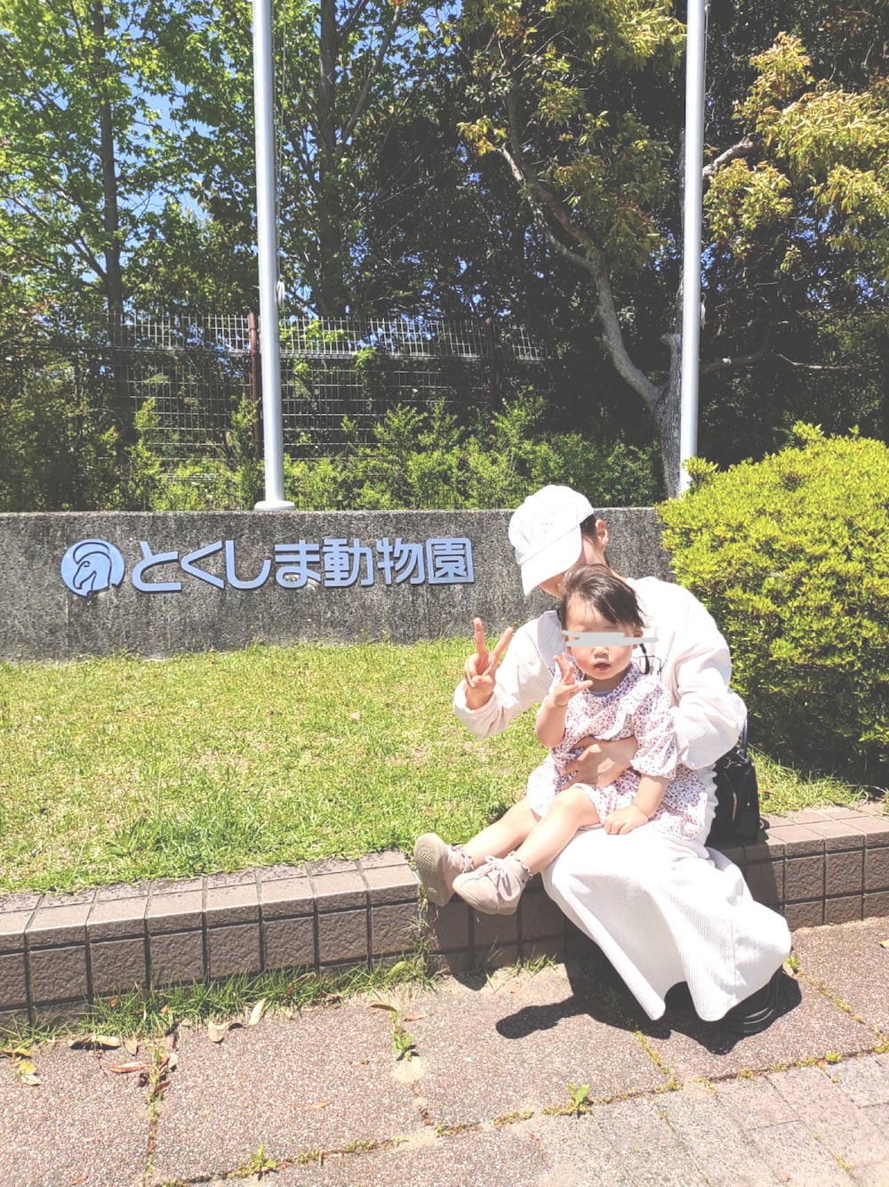 「春夏コーデ、ゆるコーデ、大人コーデ、プチプラコーデ、低身長コーデ、モノトーンコーデ、大人ガーリー、春、春ファッション、ミニバッグ、プリントT、ホワイトコーデ」｜「SHEINのアイテム（ワンピース/ドレス、ホワイト系）」を使った、a＊さん（レディース・152cm）の春コーディネートの1枚目の写真