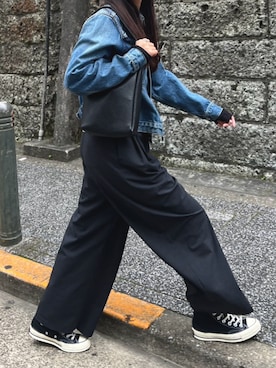 「アイテム（デニムジャケット）」を使った、みきょうのきひさん（レディース・163cm）の秋コーディネート