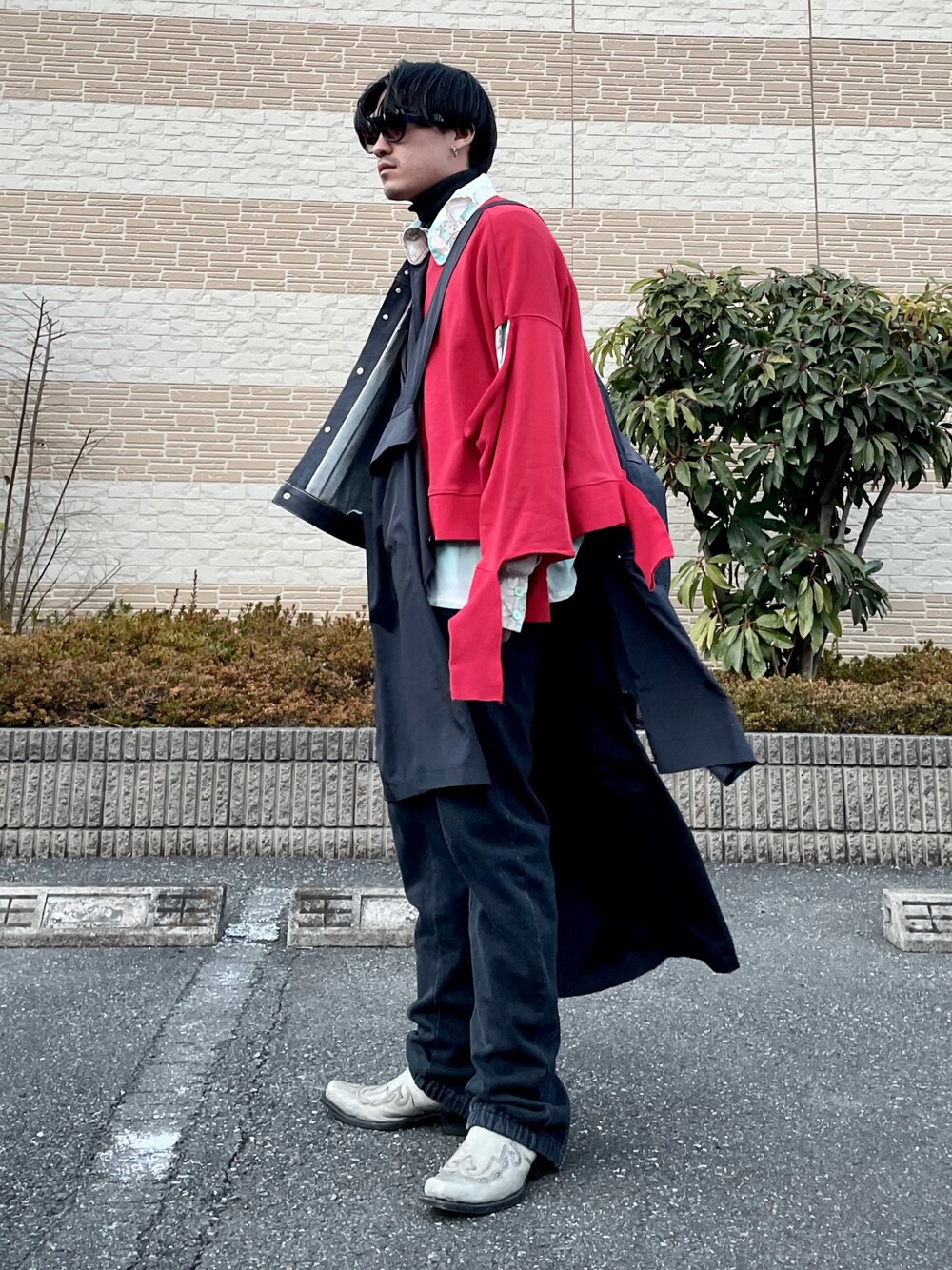 RANDOM IDENTITIESのステンカラーコートを使った人気ファッション