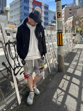 「grounds（グラウンズ）のgrounds / グラウンズ/JEWELRY/ logo knit gray white x ice gray sole（スニーカー、ホワイト系）」を使った、Koutaro Makitaさん（メンズ・168cm）の夏コーディネート