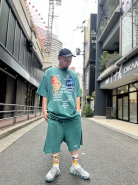 「grounds（グラウンズ）のgrounds / グラウンズ/JEWELRY/ logo knit gray white x ice gray sole（スニーカー、ホワイト系）」を使った、Koutaro Makitaさん（メンズ・168cm）の夏コーディネート