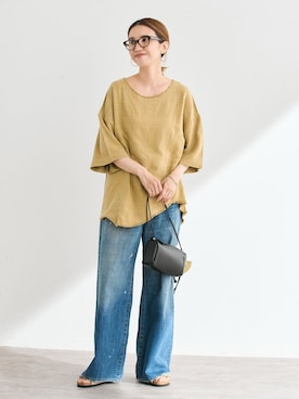 「FRAMeWORK（フレームワーク）のDENIM DELIGHT DAYS セルビッチデニムベルボトムジーンズ（デニムパンツ、ブルー系）」を使った、tomoさん（レディース・165cm）の夏コーディネート