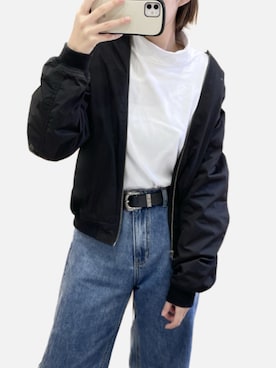 「ブラック×ホワイト」｜「アイテム（MA-1）」を使った、2さん（レディース・166cm）の春コーディネート