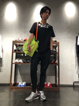 「1piu1uguale3 RELAX（ウノピュウノウグァーレトレリラックス）のアイテム（カーゴパンツ）」を使った、izakazuさん（メンズ・178cm）の夏コーディネート