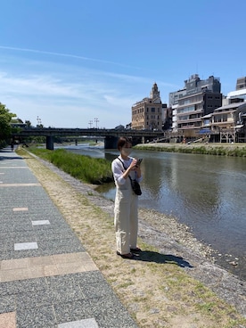 「UNIVERSAL OVERALL（ユニバーサルオーバーオール）のアイテム（サロペット/オーバーオール）」を使った、yuiiiiiiさん（レディース・154cm）の春コーディネート