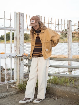 「アイテム（デニムジャケット）」を使った、階上実穂さん（レディース・158cm・30代）の秋コーディネート