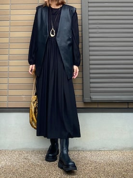 「ベスト×ワンピース」｜miho🅰ニコさん（レディース・165cm）の秋コーディネート