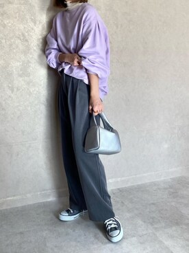「袖ボリューム」｜「アイテム（スウェット）」を使った、miho🅰ニコさん（レディース・165cm）の春コーディネート