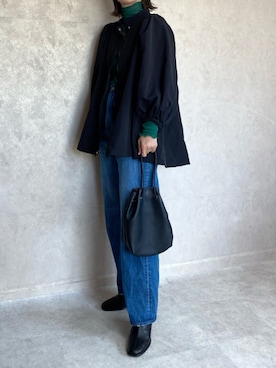 「コラボレーション」｜「アイテム（その他アウター）」を使った、miho🅰ニコさん（レディース・165cm）の秋コーディネート