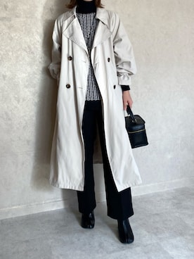 「袖ボリューム」｜「アイテム（トレンチコート）」を使った、miho🅰ニコさん（レディース・165cm）の冬コーディネート