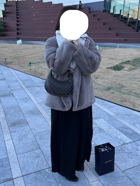 「黒ワンピ」｜「アイテム（その他アウター）」を使った、Kannaさん（レディース・162cm）の冬コーディネート