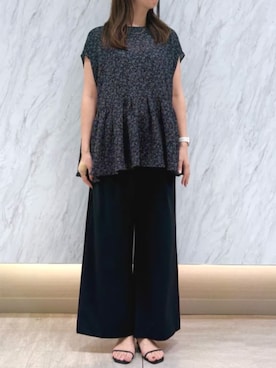 「MK MICHEL KLEIN（エムケーミッシェルクラン）の[洗える]ストレートワイドパンツ(チェック・無地)（スラックス、ブラック系）」を使った、MKミッシェルクランさん（レディース・158cm）の夏コーディネート