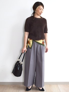 「MK MICHEL KLEIN（エムケーミッシェルクラン）の[洗える/イージーケア/抗ピリング/ナチュラルストレッチ]ストレートワイドシルエットパンツ（無地）（スラックス、グレー系）」を使った、MKミッシェルクランさん（レディース・158cm）の秋コーディネート