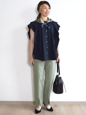 「MK MICHEL KLEIN（エムケーミッシェルクラン）の[洗える]ボックスシルエットブラウス（シャツ/ブラウス、ブルー系）」を使った、MKミッシェルクランさん（レディース・163cm）の夏コーディネート
