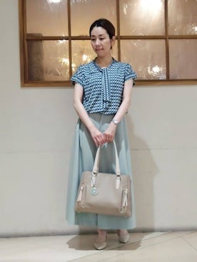 「MK MICHEL KLEIN（エムケーミッシェルクラン）の[瞬美シリーズ/UVカット/接触冷感/速乾/洗える]トリコット ワイドクロップドパンツ（スラックス、グリーン系）」を使った、MKミッシェルクランさん（レディース・157cm）の夏コーディネート