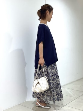 「MK MICHEL KLEIN（エムケーミッシェルクラン）の[洗える]更紗プリント花柄シフォンスカート（スカート、ブルー系）」を使った、MKミッシェルクランさん（レディース・163cm）の夏コーディネート