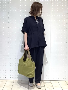 「MK MICHEL KLEIN（エムケーミッシェルクラン）のテーパードパンツ/接触冷感/UVカット/防シワ/通気性/洗える（スラックス、ブルー系）」を使った、MKミッシェルクランさん（レディース・162cm）の春コーディネート