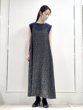 「MK MICHEL KLEIN（エムケーミッシェルクラン）の[洗える]シアーベロア ノースリーブトップス（Tシャツ/カットソー、ブルー系）」を使った、MKミッシェルクランさん（レディース・158cm）の秋コーディネート