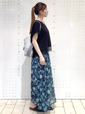「MK MICHEL KLEIN（エムケーミッシェルクラン）の[洗える]更紗プリント花柄シフォンスカート（スカート、ブルー系）」を使った、MKミッシェルクランさん（レディース・157cm）の夏コーディネート